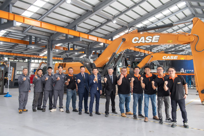 安東集團代理CASE超過35年，合作夥伴關係緊密，為臺灣CASE營建機具客戶提供更好的服務