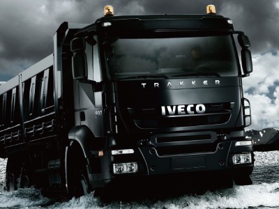 IVECO DEFENCE Trucks